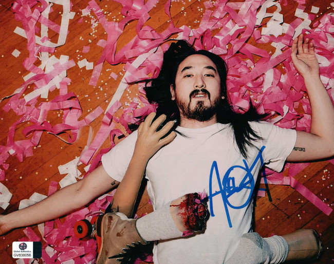 Steve Aoki Signed Autographed 8X10 Photo DJ Severed Limbs Streamers GV838056