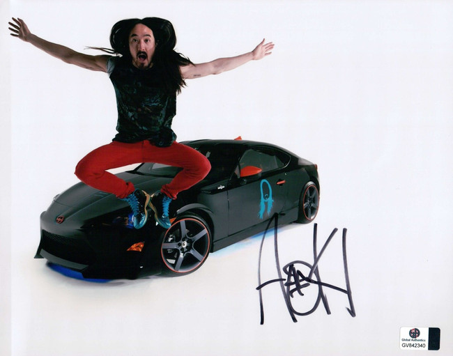 Steve Aoki Signed Autographed 8X10 Photo Jumping Beside Car GV842340