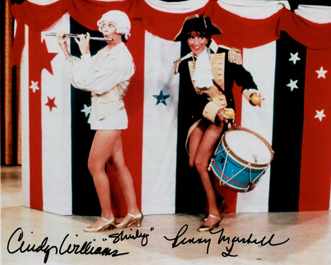 Penny Marshall Cindy Williams Dual Signed 8x10 Photo Laverne & Shirley Drum JSA