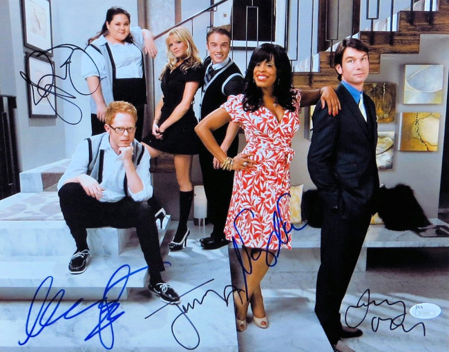 Do Not Disturb Cast Signed Autographed 11X14 Photo Ferguson O'Connell JSA S71606