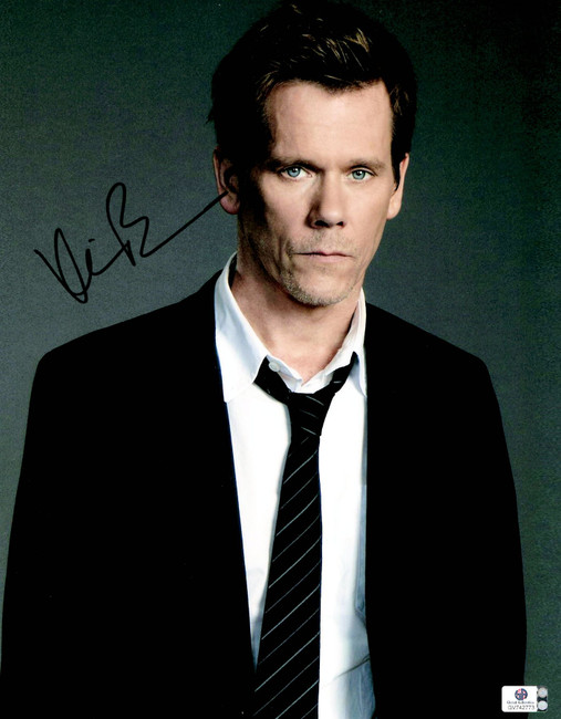 Kevin Bacon Signed Autographed 11X14 Photo The Following Suit and Tie GV742773