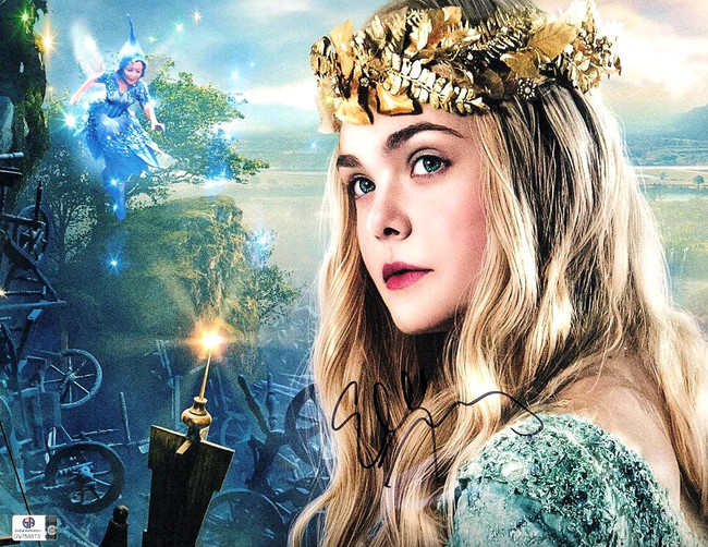 Elle Fanning Signed Autographed 11X14 Photo Maleficent Princess Aurora GV758873