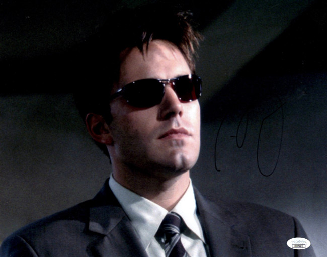 Ben Affleck Signed Autographed 11X14 Photo Daredevil Sunglasses JSA HH37643