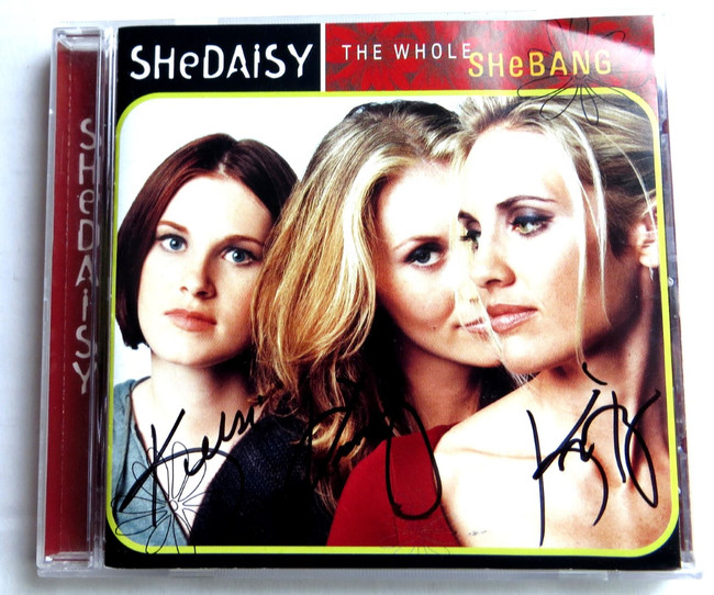 SHeDAISY Signed Autographed CD Booklet The Whole SheBang JSA AB55077