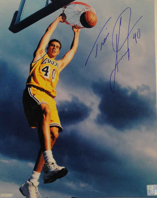 Travis Knight Signed Autographed 16x20 Photograph Los Angeles Lakers Dunking