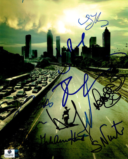 Lincoln/Reedus/Gurira/Bernthal/Kinney +4 Signed 8x10 Photo Walking Dead GV848192