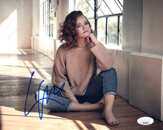 Liv Hewson Signed Autographed 8X10 Photo Santa Clarita Diet Abby JSA AJ36162