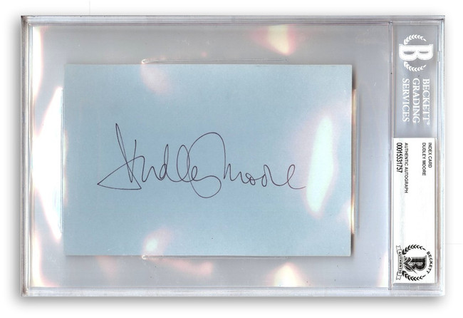 Dudley Moore Signed Autographed Index Card Arthur 10 Bedazzled BAS1757