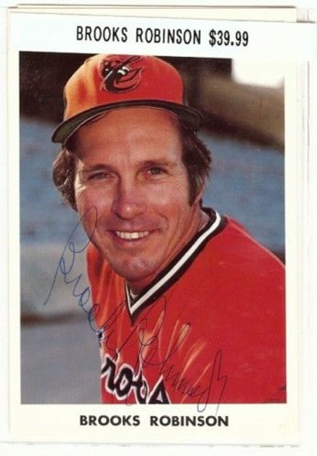 Brooks Robinson Signed Team Issue Postcard/Photo Auto Away