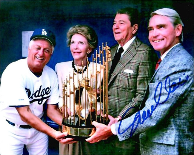 Fred Claire Signed Autographed 8X10 Photo Ronald & Nancy Regan W/ COA B