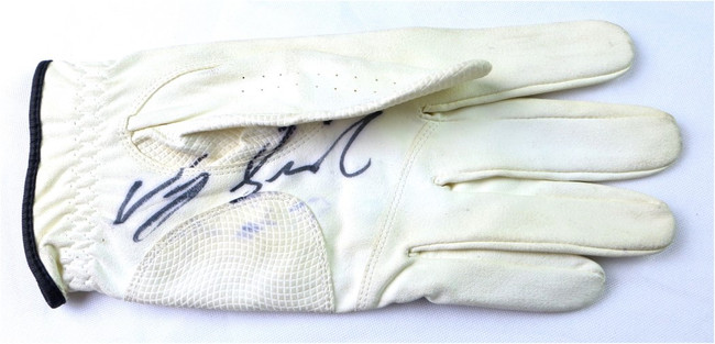 Vijay Singh Signed Autographed Golf Glove Player Used PGA JSA II44373