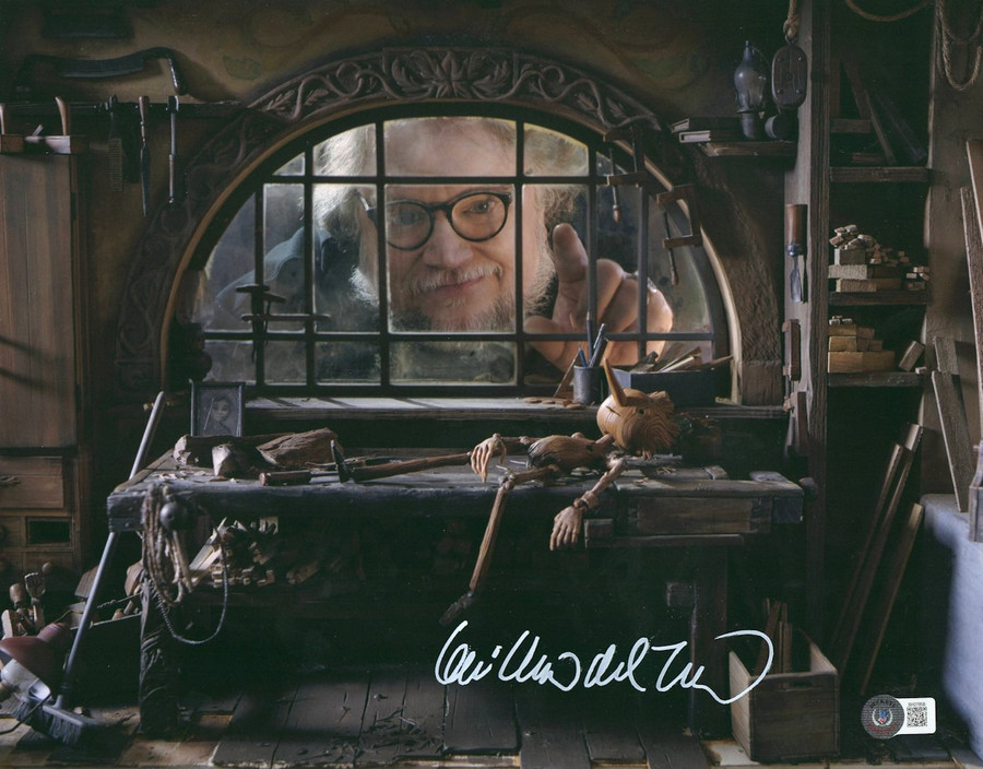 Guillermo del Toro Signed Autographed 11X14 Photo Pinocchio Director BAS BH27858