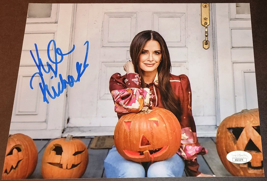 Kyle Richards Signed Autographed 8x10 Photo Lindsey Halloween Kills JSA AQ33278