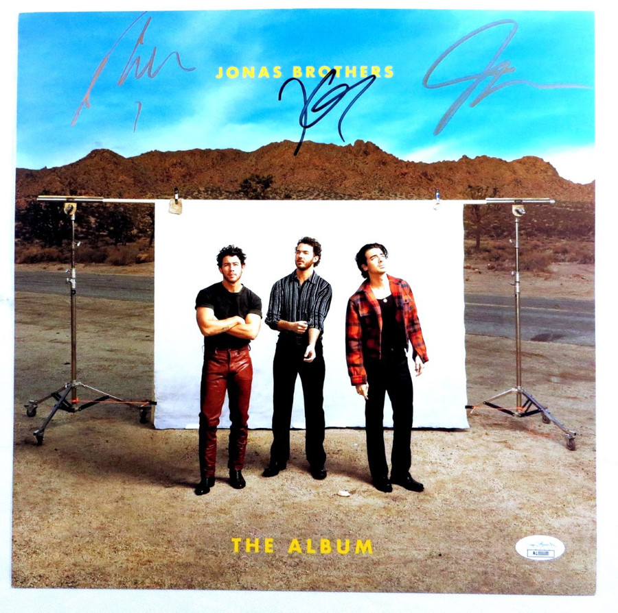 Jonas Brothers Band Triple Autograph Record Insert Joe Kevin Nick
