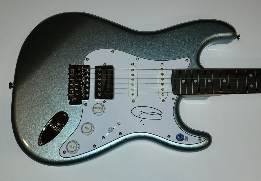 Adam Levine Signed Autographed Electric Guitar Marron 5 BAS BJ71323