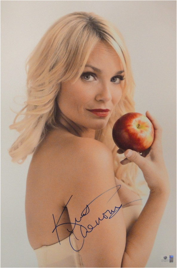 Kristin Chenoweth Hand Signed Autographed 13x19 Photograph Photo GA 766212