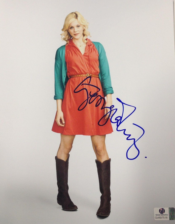 Georgia King Autographed Signed 8x10 Photo The New Normal GA 697519