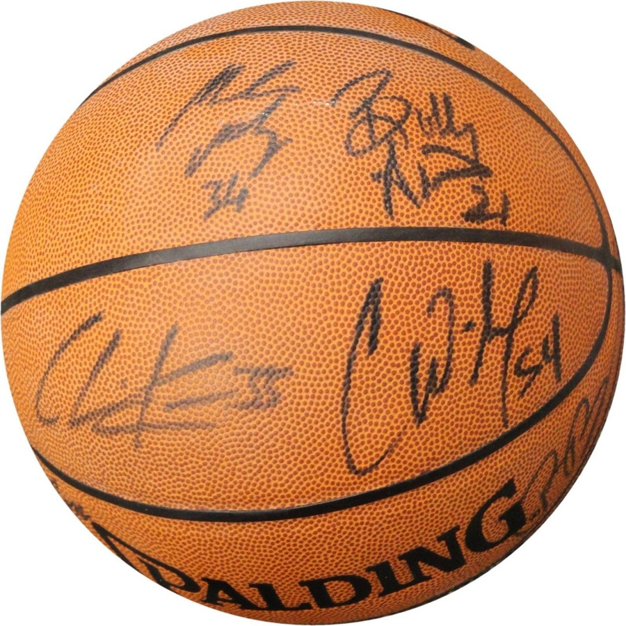 2005 LA Clippers Hand Signed Team Autographed I/O Basketball Chris Wilcox More