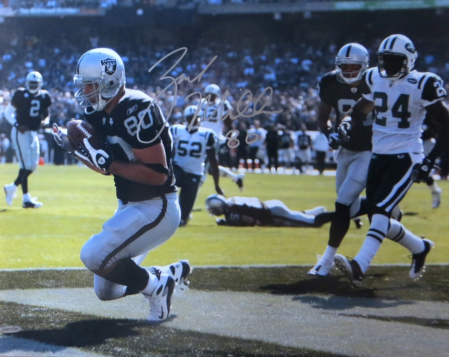 Zach Miller Signed Autographed 16X20 Photo Raiders vs. Jets UDA SHO73730
