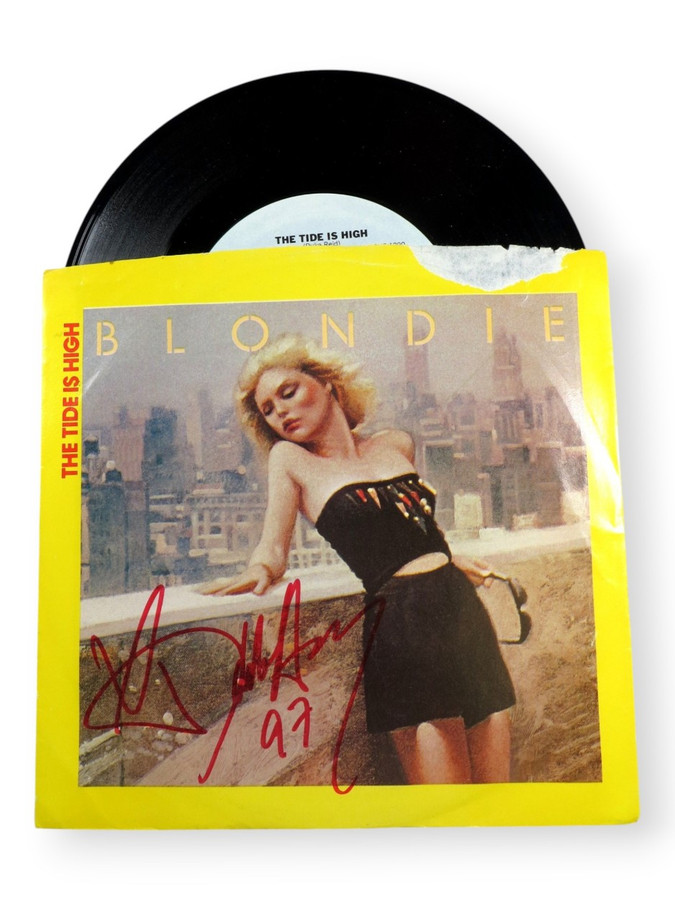 Debbie Harry Signed Autograph 45 Record Sleeve Blondie Tide is High BAS BW89722