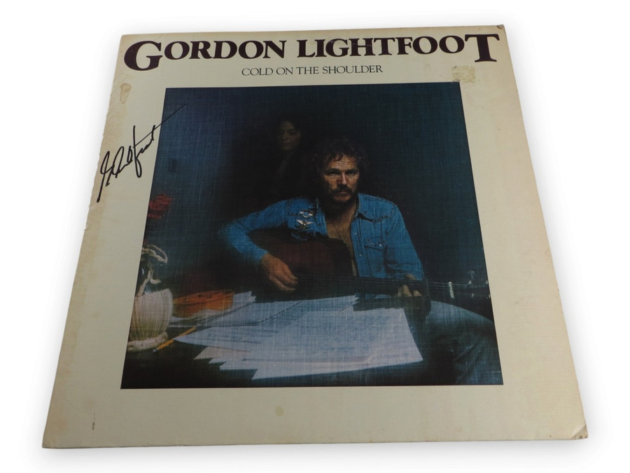 Gordon Lightfoot Signed Autograph Album Cover Cold on the Shoulder BAS BY087130