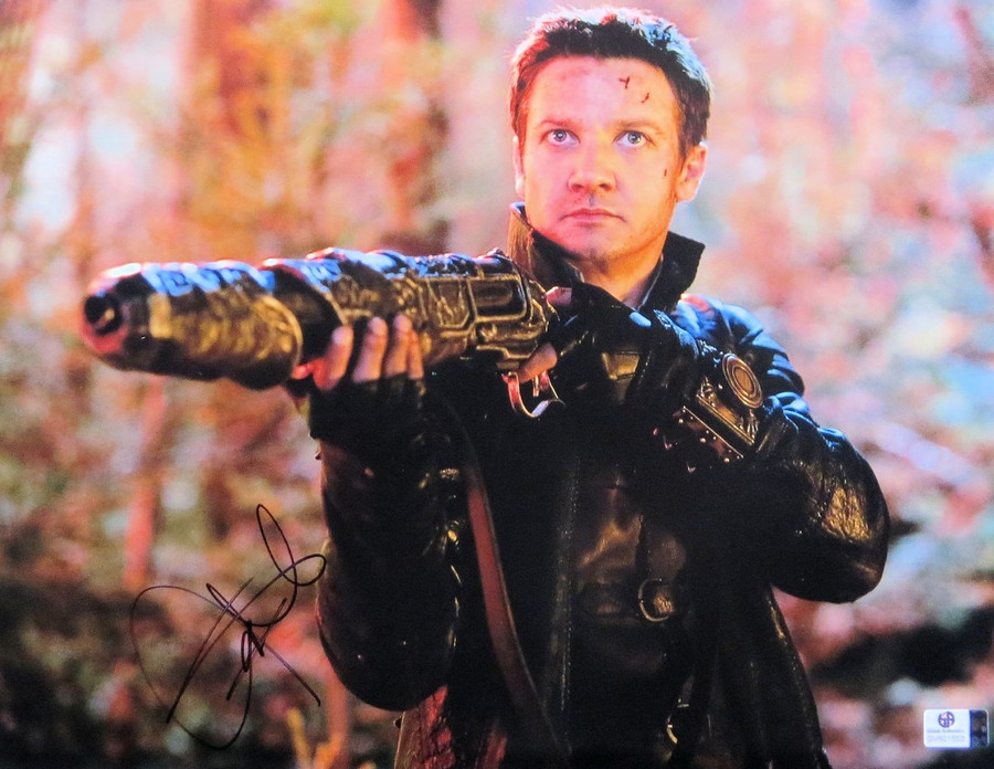 Jeremy Renner Autographed 11X14 Photo Hansel and Gretel: Witch Hunters GV801553