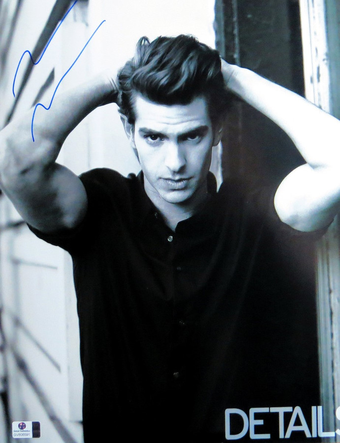 Andrew Garfield Signed Autographed 11X14 Photo Spider-Man Details GV806591