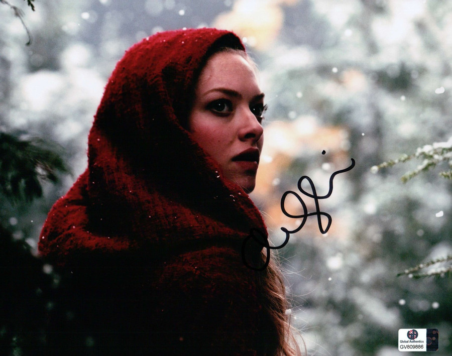 Amanda Seyfried Signed Autographed 8X10 Photo Red Riding Hood Close-Up GV809886