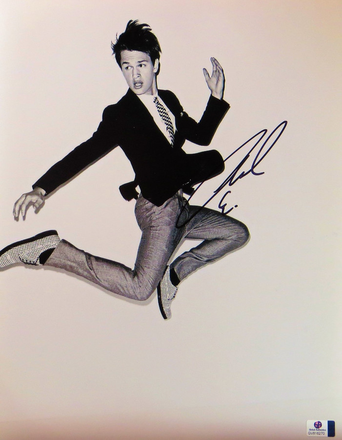 Ansel Elgort Signed Autographed 11X14 Photo Divergent in Air Jumping GV816270