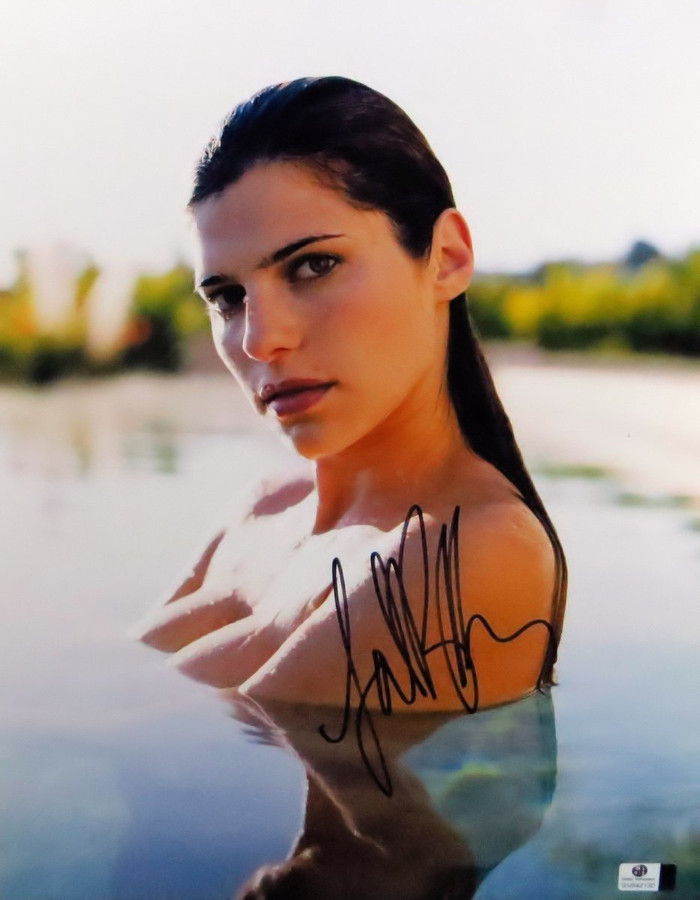 Lake Bell Signed Autographed 11X14 Photo Gorgeous Sexy in Water GV842130