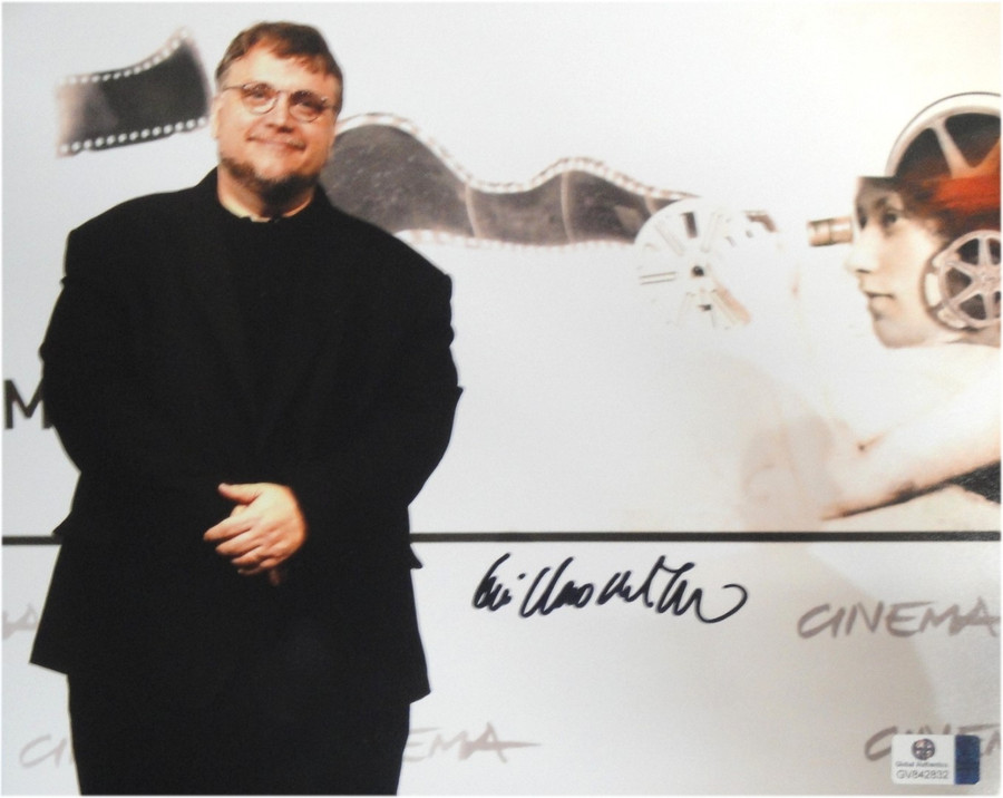 Guillermo del Toro Hand Signed Autographed 8x10 Photo Handsome GA GV 842832