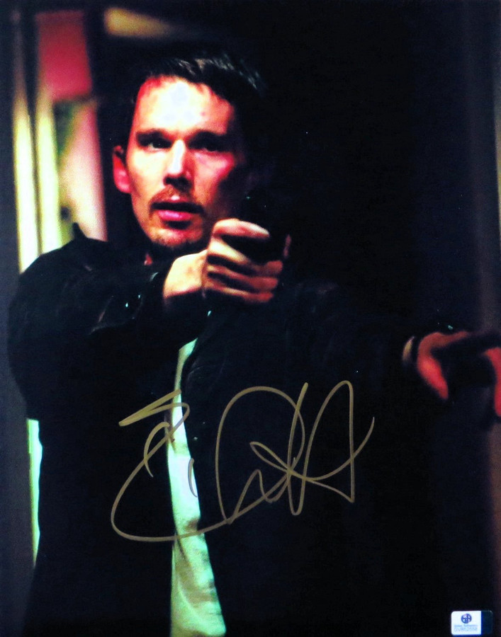 Ethan Hawke Signed Autographed 11X14 Photo Vintage Pointing Gun GV852558