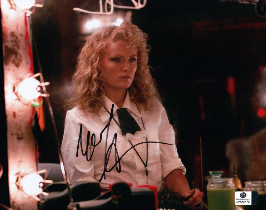 Malin Akerman Signed Autographed 8X10 Photo Rock of Ages Dressing Room GV852470
