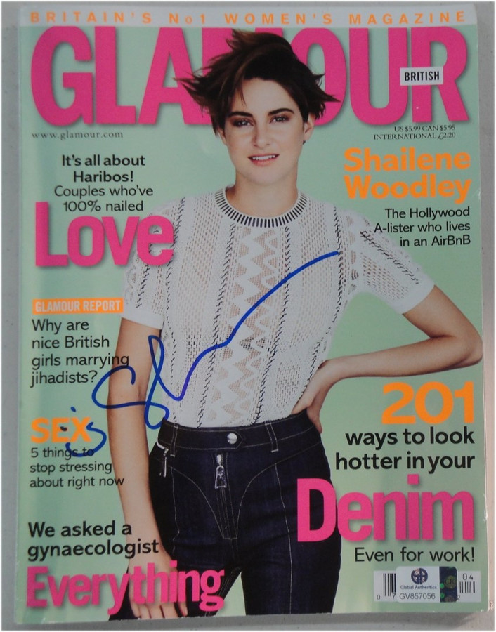 Shailene Woodley Hand Signed Autographed Glamour Magazine GV 857056