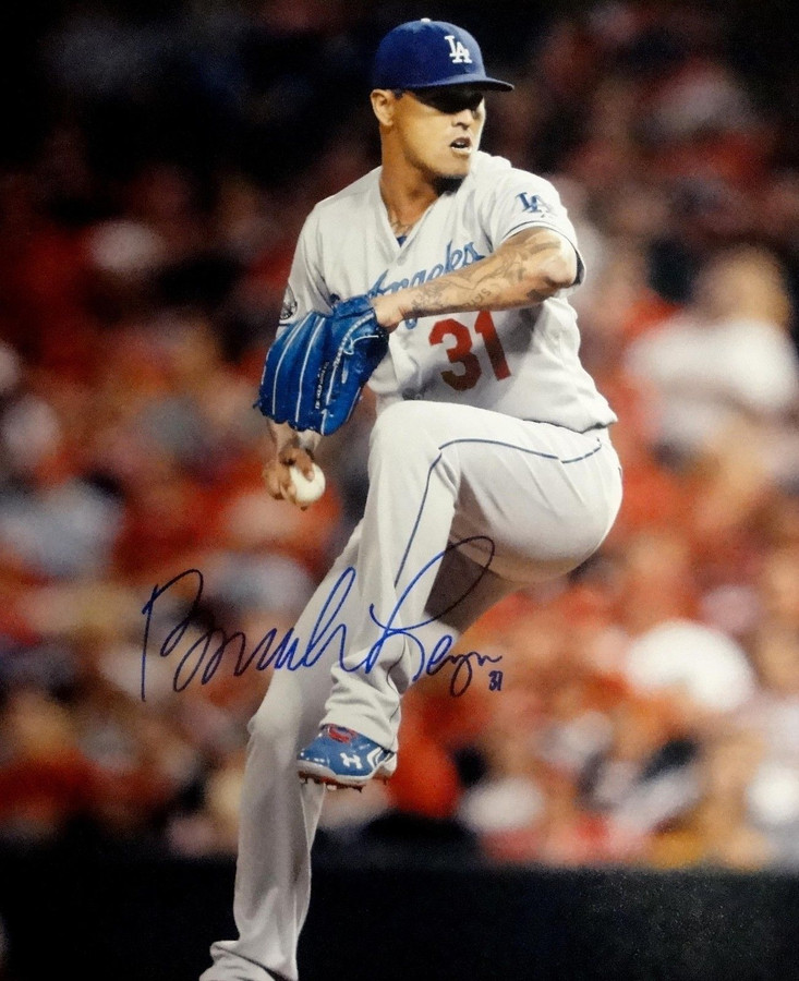 Brandon League Hand Signed Autographed 16x20 Photo LA Dodgers In Wind Up