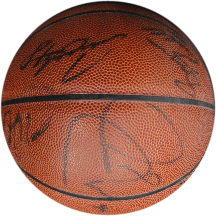 Paul Pierce Antoine Walker Ron Artest Signed Autographed Basketball GV550328