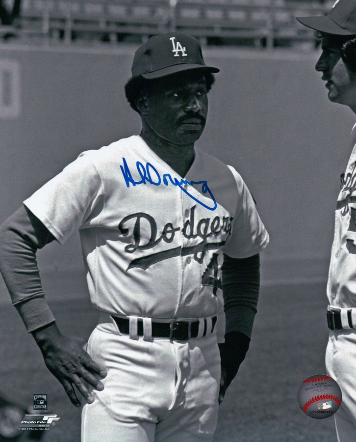 Al Downing Signed 8X10 Photo Autograph LA Dodgers B/W Hands on Hips Auto w/COA