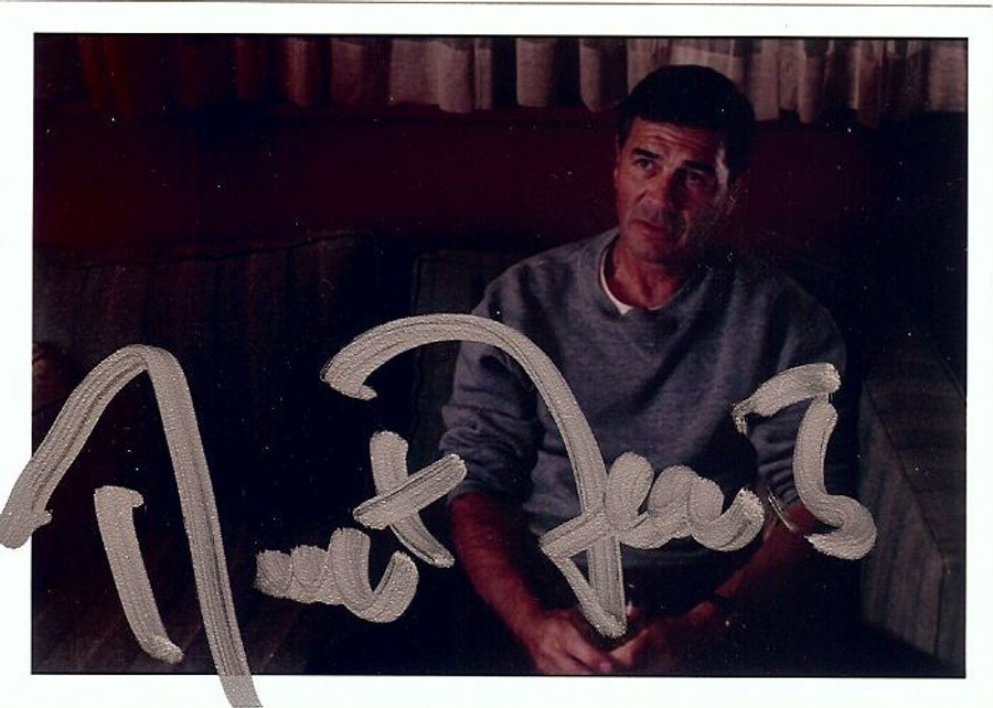Robert Forster Autographed 2.5 X 3.5 Photo Jackie Brown Max on Couch GX31173