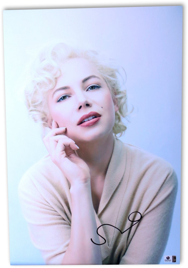 Michelle Williams Signed Autographed 13X19 Photo Sexy Classic Pose GV907567