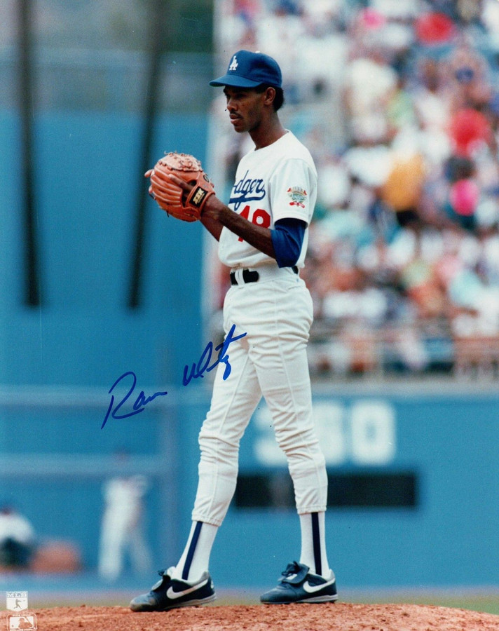 Ramon Martinez Signed 8X10 Photo Autograph LA Dodgers Home Wind-Up Auto COA