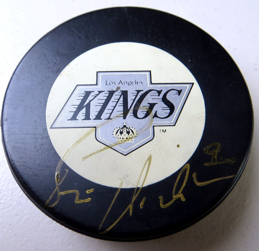 Bernie Nichollls Signed Autographed Hockey Puck Los Angeles Kings JSA UU52300