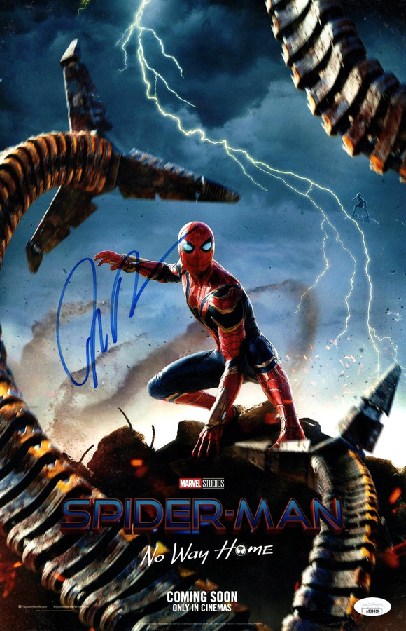 Joe Russo Signed Autographed 11X17 Photo Spiderman No Way Home Marvel JSA