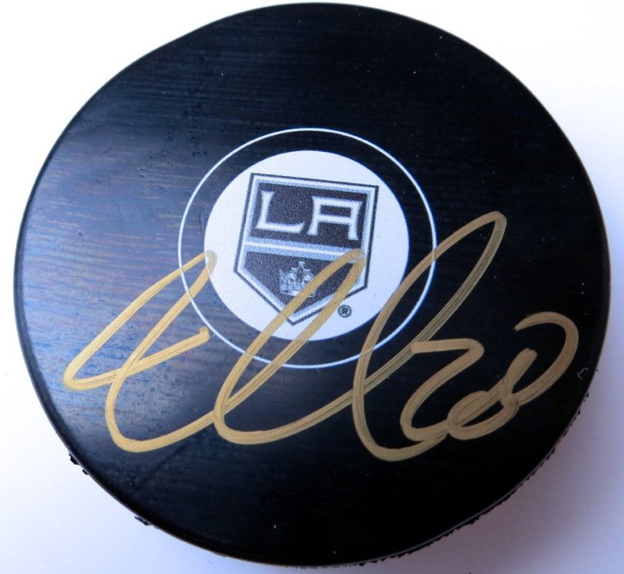 Jarret Stoll Signed Autographed NHL Puck Los Angeles Kings GV917185