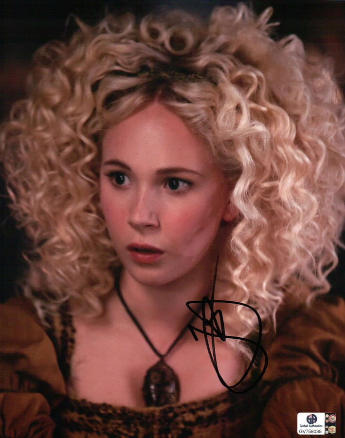Juno Temple Hand Signed Autographed 8x10 Photo Sexy Stunning GA 758035