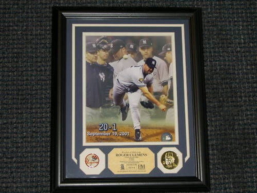 Roger Clemens 8X10 Photo Nice Frame W/ Pin + Coin /COA