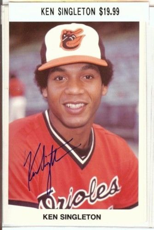 Ken Singleton Signed Team Issue Postcard/Photo Auto