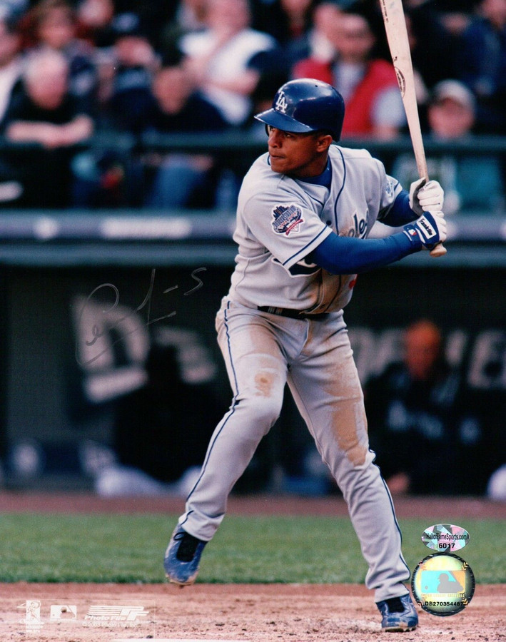 Cesar Izturis Signed 8X10 Photo Autograph LA Dodgers Silver Ink Auto w/COA