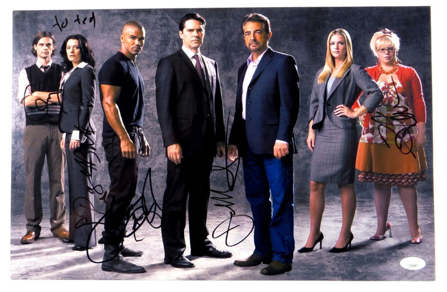 Criminal Minds Cast Signed Autographed 11X17 Photo Mantegna Moore JSA JJ44697