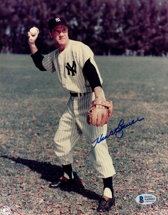 Hank Bauer Signed Autographed 8X10 Photo New York Yankees Throwing Pose BAS