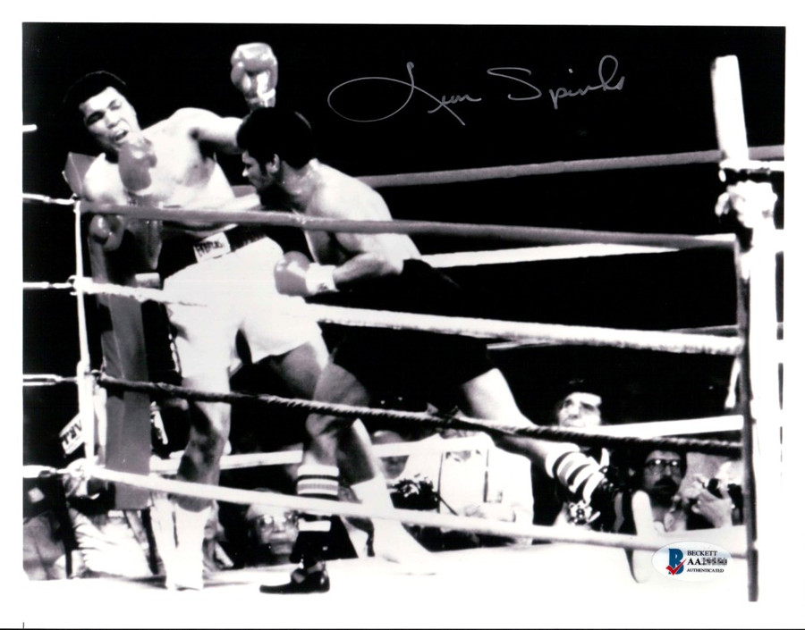 Leon Spinks Signed Autographed 8X10 Photo Punch vs. Muhammad Ali Silver Ink BAS